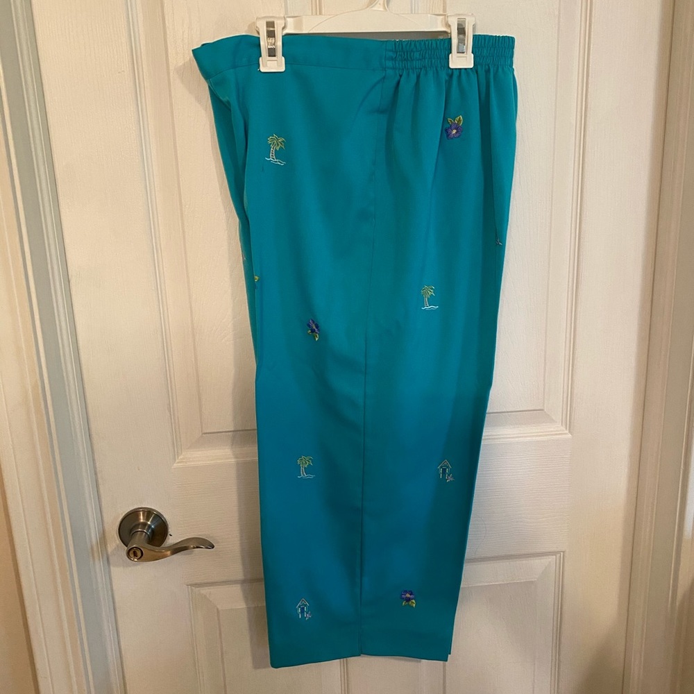 Alfred Dunner Capri Pants